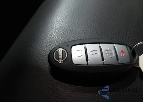 2025 Nissan Frontier Pro-4X 4X4 из США, поврежденный, VIN 1N6ED1EK6SN638718